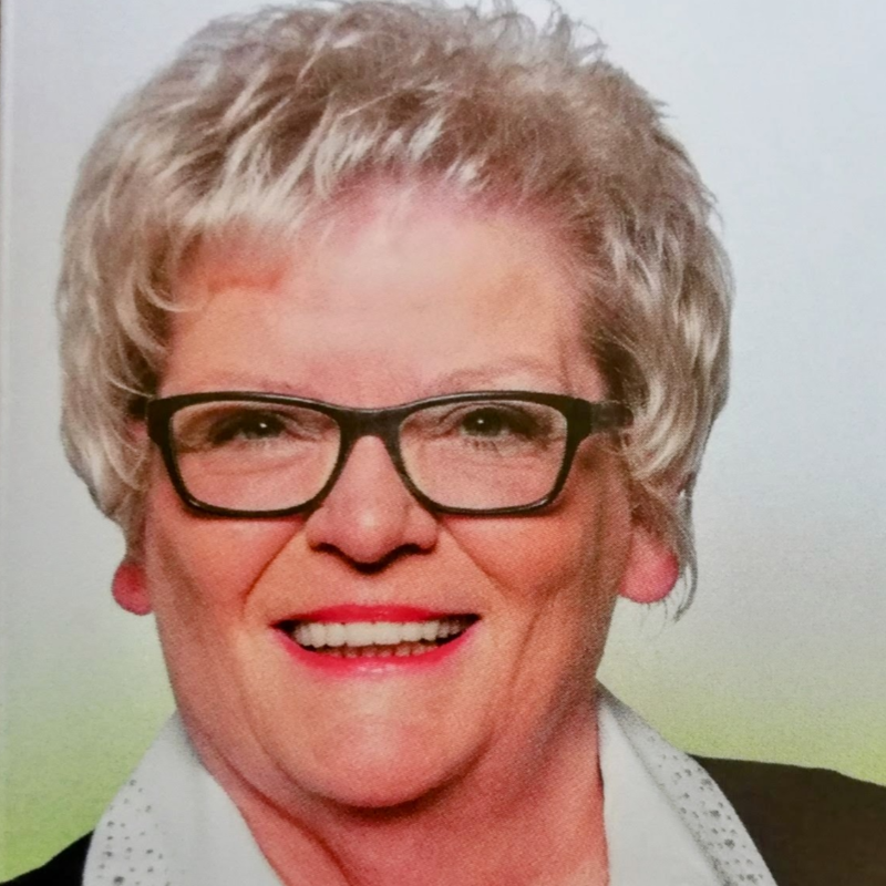  Jutta Nebeling